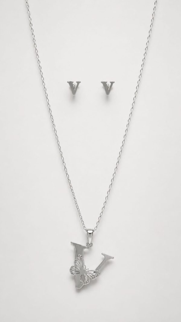 Juego cadena arete letra diseño con mariposa plateado (N,V)