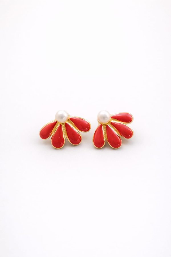 Arete flor roja bordes dorados