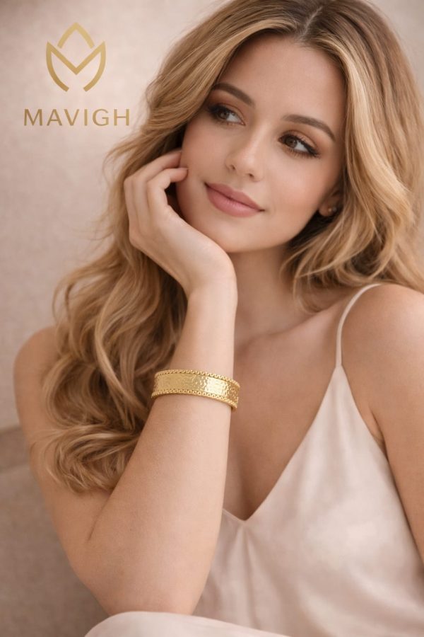 Pulsera diseño texturizado bordes dorado