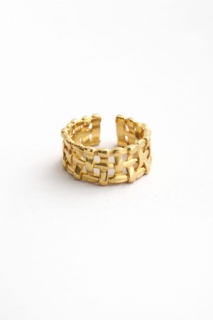 Anillo entrelazado diseño tejido golfi dorado