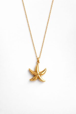 Cadena estrella diseño liso dorado