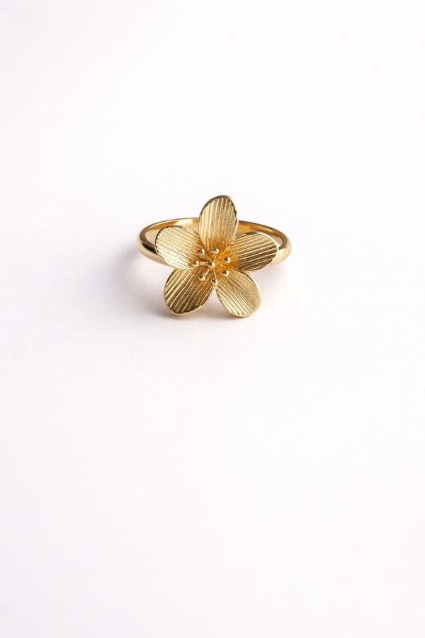 Anillo diseño flor mediana golfi dorado