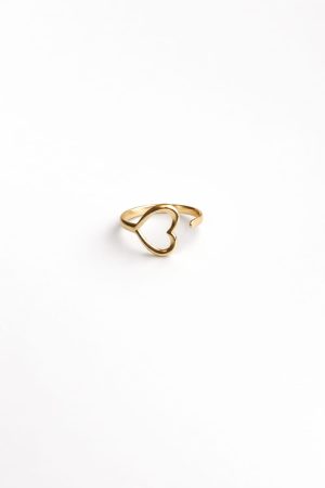 WhatsApp Image 2026-04-17 at 3.52.18 PM (2) Anillo diseño corazon abierto golfi dorado