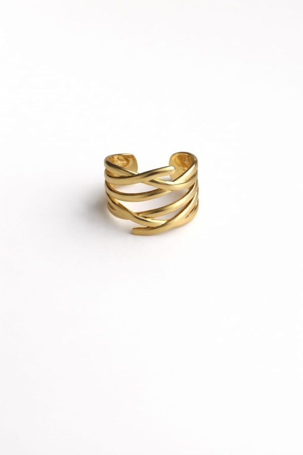 Anillo diseño cruzado delgado golfi dorado