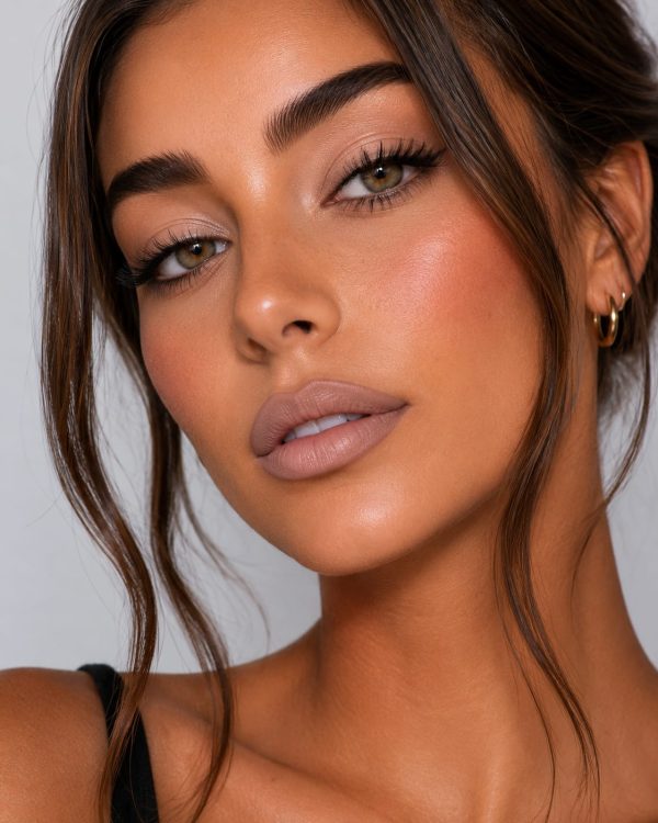 Delineador de labios Wet n Wed tono Milk Coffe