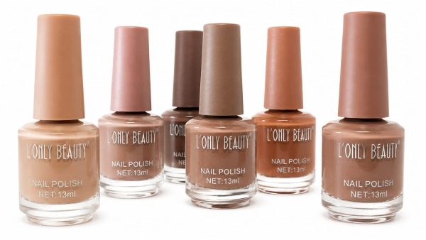 Esmalte de uñas tonos nude de Lonly  Beauty