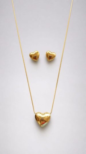 Juego cadena arete diseño corazon inflado dorado