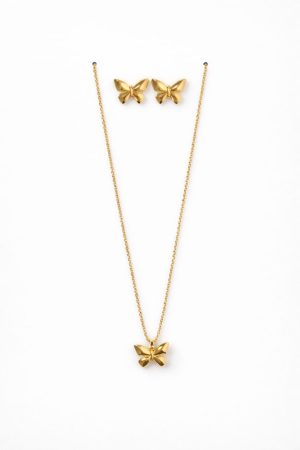 Juego cadena arete diseño mariposa efecto 3D dorado