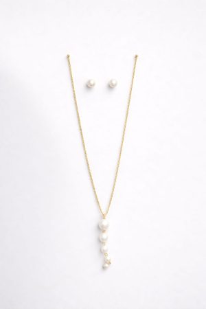 Juego cadena arete varias perlas dorado