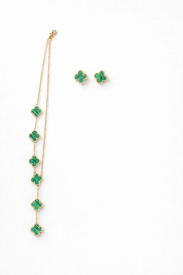 Juego cadena arete diseño varios trébol  lado izquierdo verde dorado