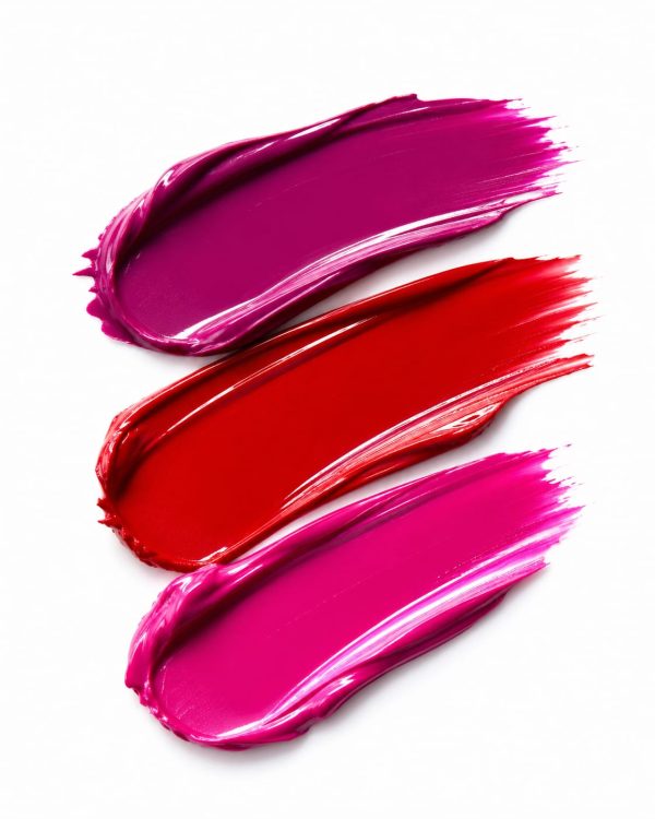 Labial acabado hidratante de Miss Fon varios tonos
