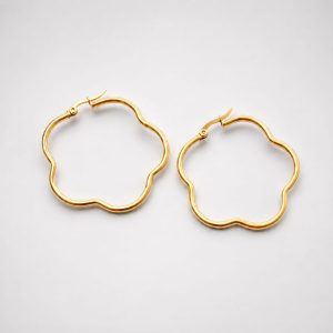 Arete argolla forma de flor dorada