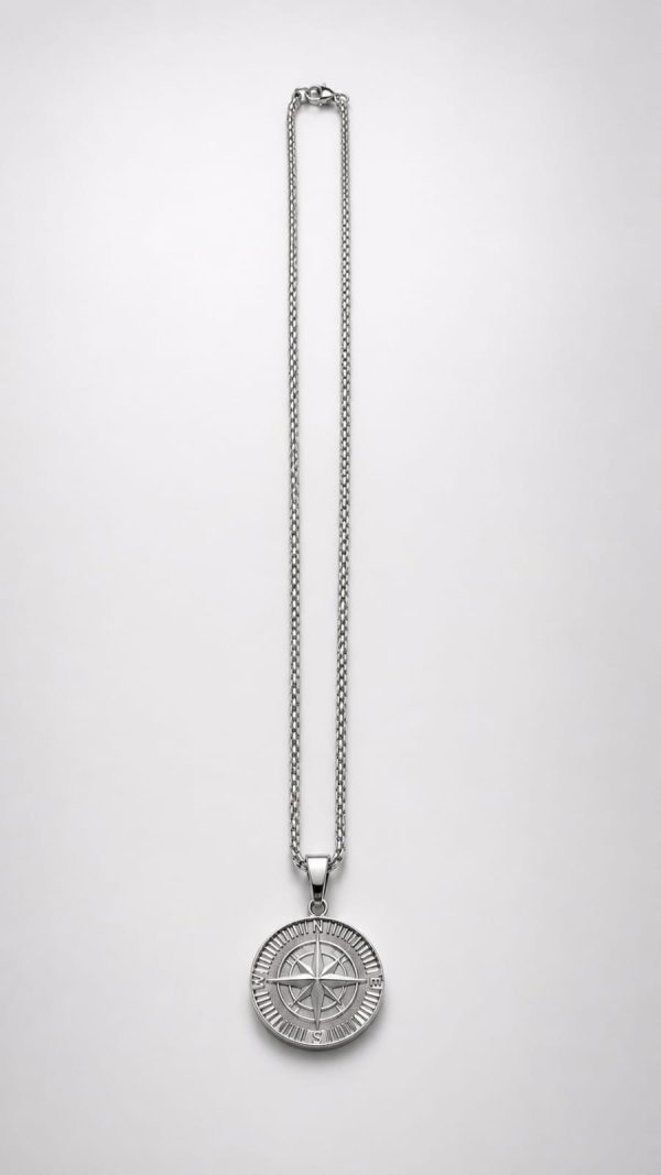 Cadena plateada varios diseños (brujula,estrella de la vida,cruz) para hombres