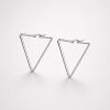 ARTP1001-1 Argolla triangular plateada